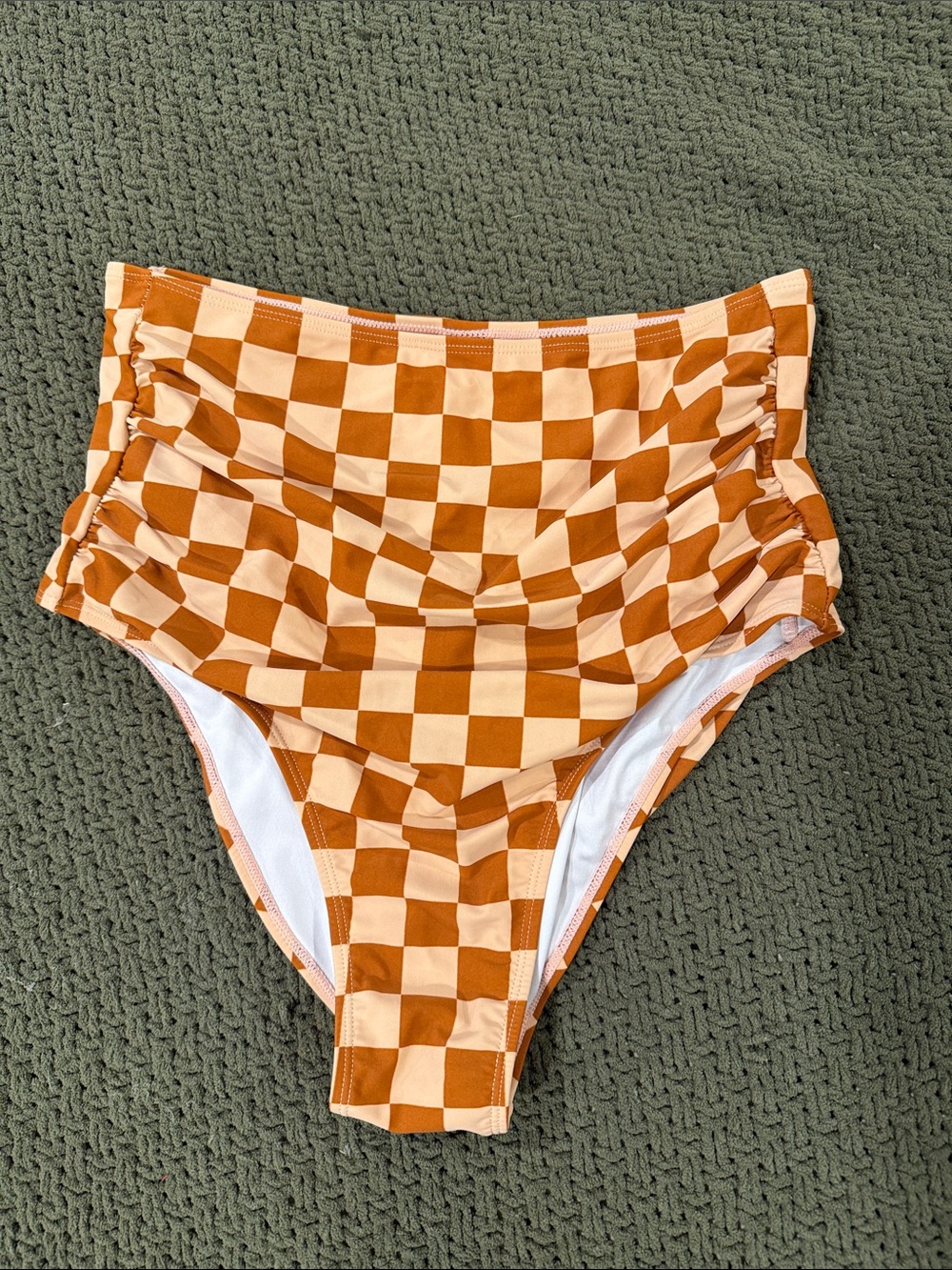 High-Waist Checkered Bikini bottoms in Tan and Cream